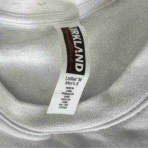 Kirkland Signature White Crewneck Sweatshirt Small